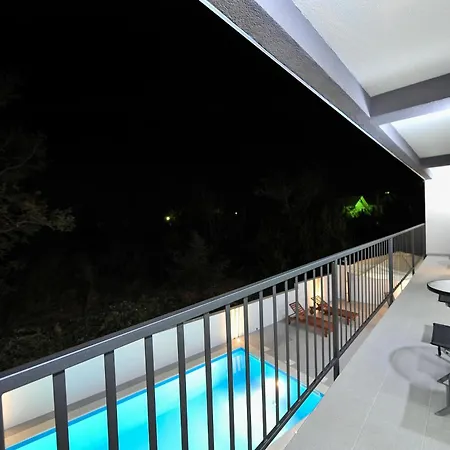 Ledinko Villa