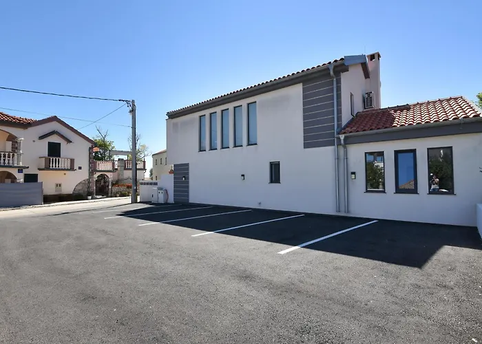 Вилла Ledinko *